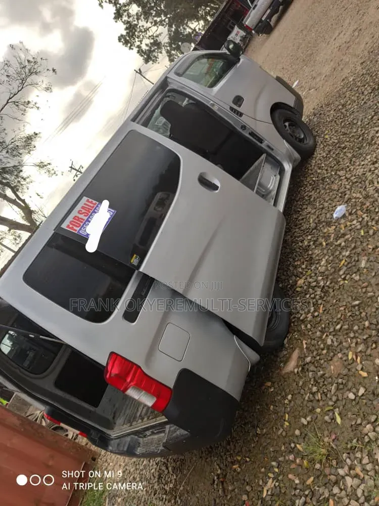 Nissan Caravan (Urvan) 2016 Silver