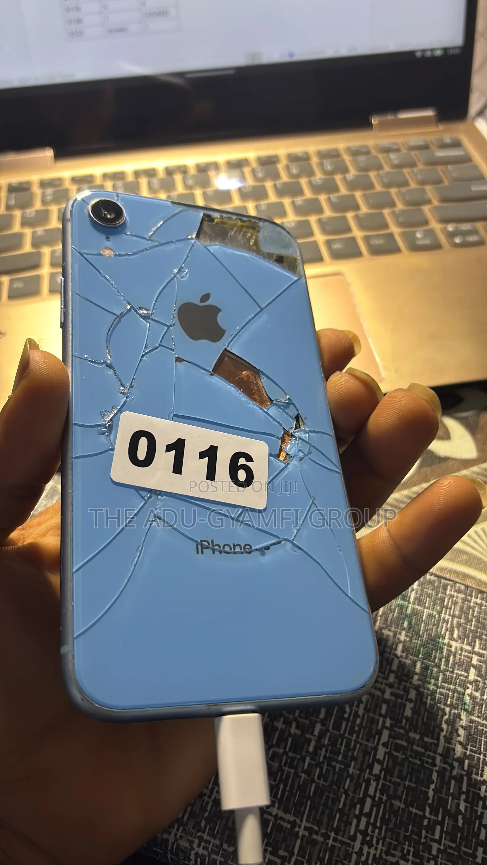 Apple iPhone X 64 GB Red