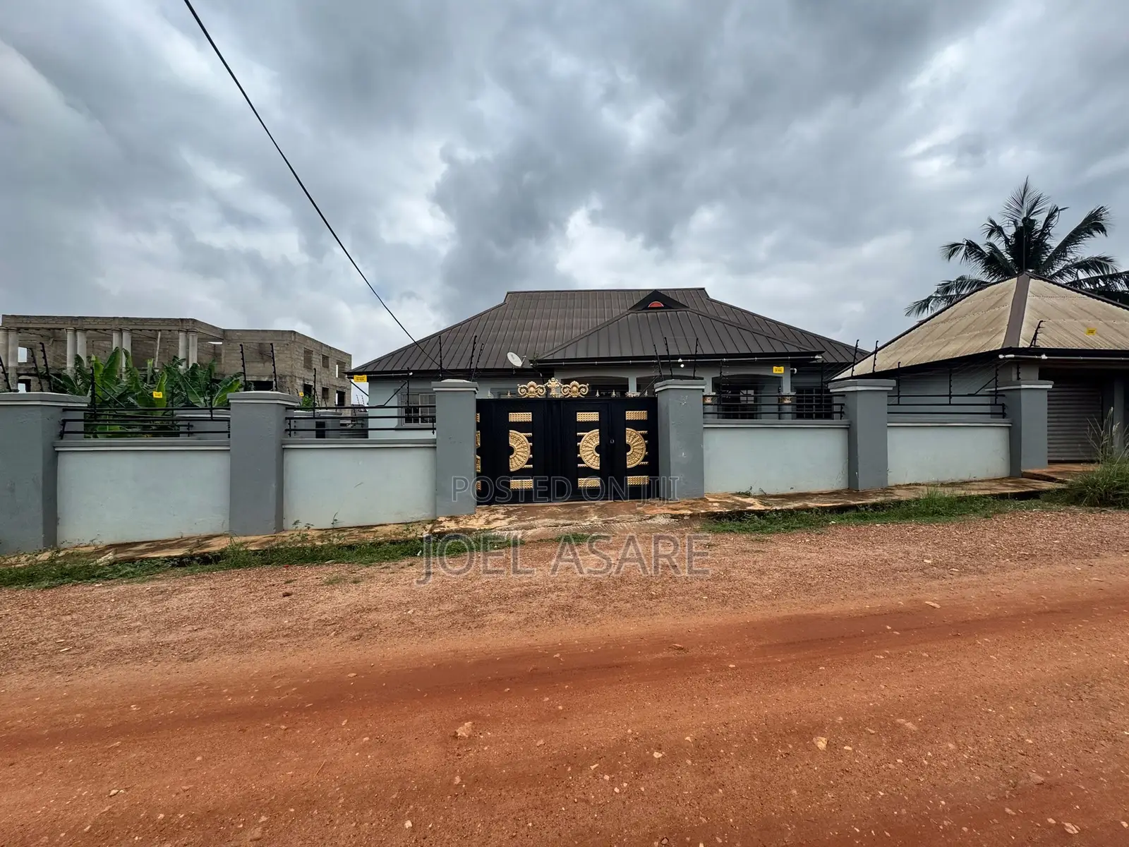 5bdrm House in Kumasi Metropolitan for sale