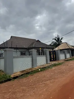 5bdrm House in Kumasi Metropolitan for sale