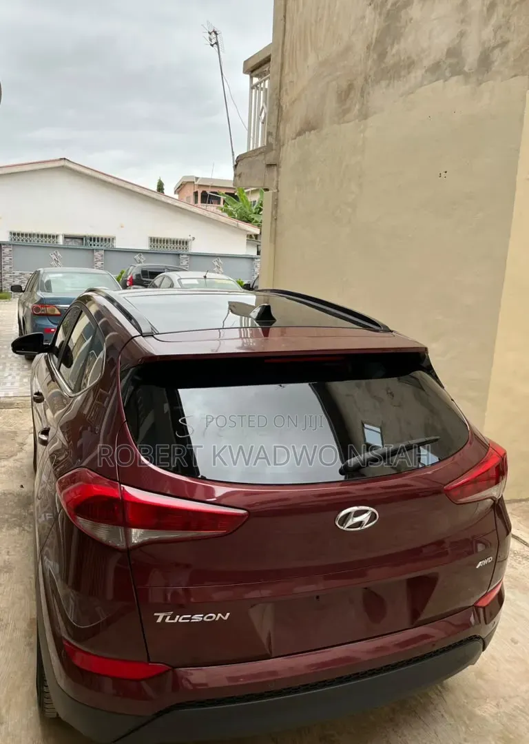 Hyundai Tucson Limited AWD 2017 Brown