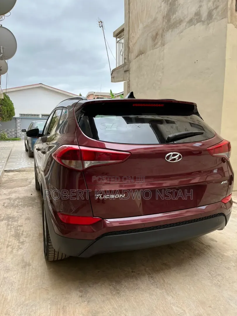Hyundai Tucson Limited AWD 2017 Brown