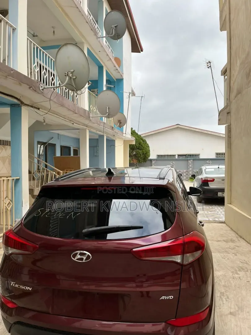 Hyundai Tucson Limited AWD 2017 Brown