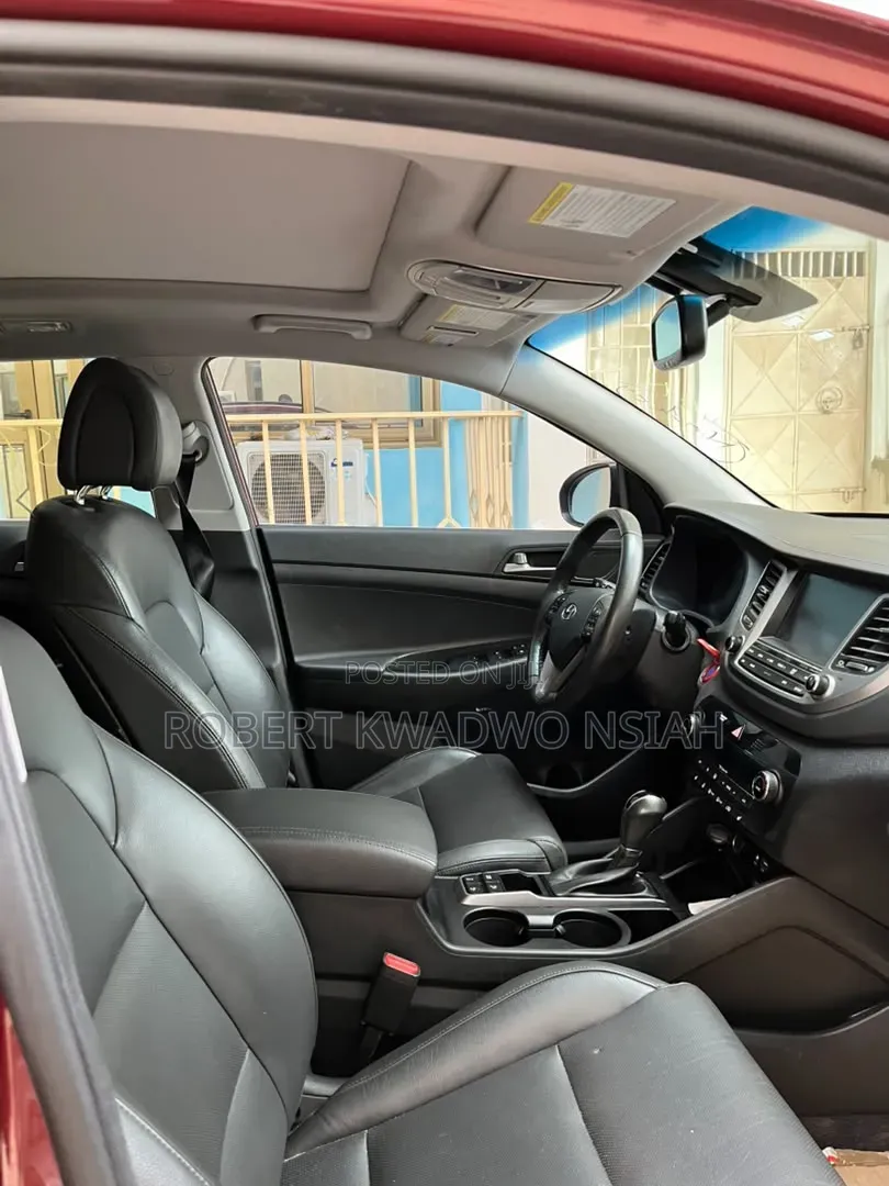 Hyundai Tucson Limited AWD 2017 Brown