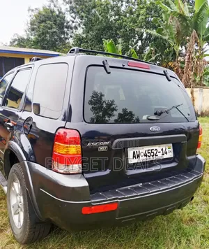 Ford Escape XLS 4x4 2004 Black