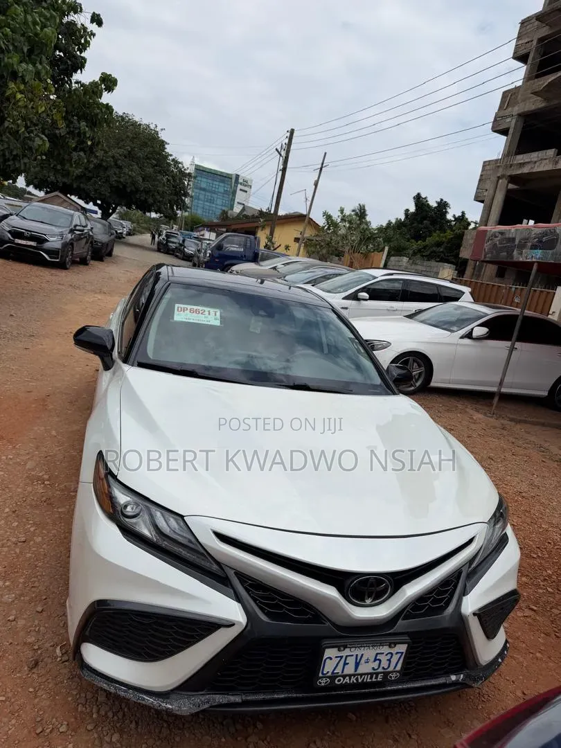 Toyota Camry XSE 2023 White