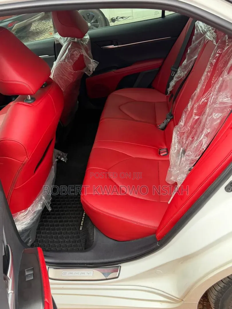 Toyota Camry XSE 2023 White