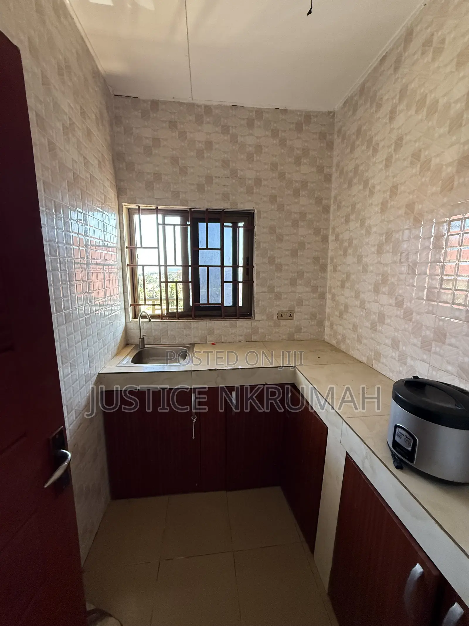 1bdrm Apartment in Old Barrier for rent
