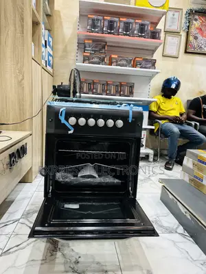 Ultra Modern Ferre Gas Cooker Oven 4burner 50/60 New Line