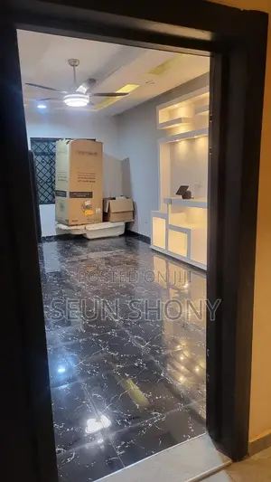 2bdrm Apartment in Lakeside Estate, Ashaley Botwe for rent
