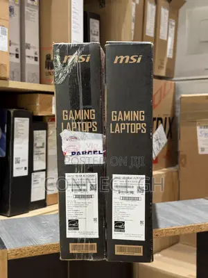 New Laptop MSI Vector 16 HX AI A2XWIG 16GB Intel Core Ultra 9 SSD 1T