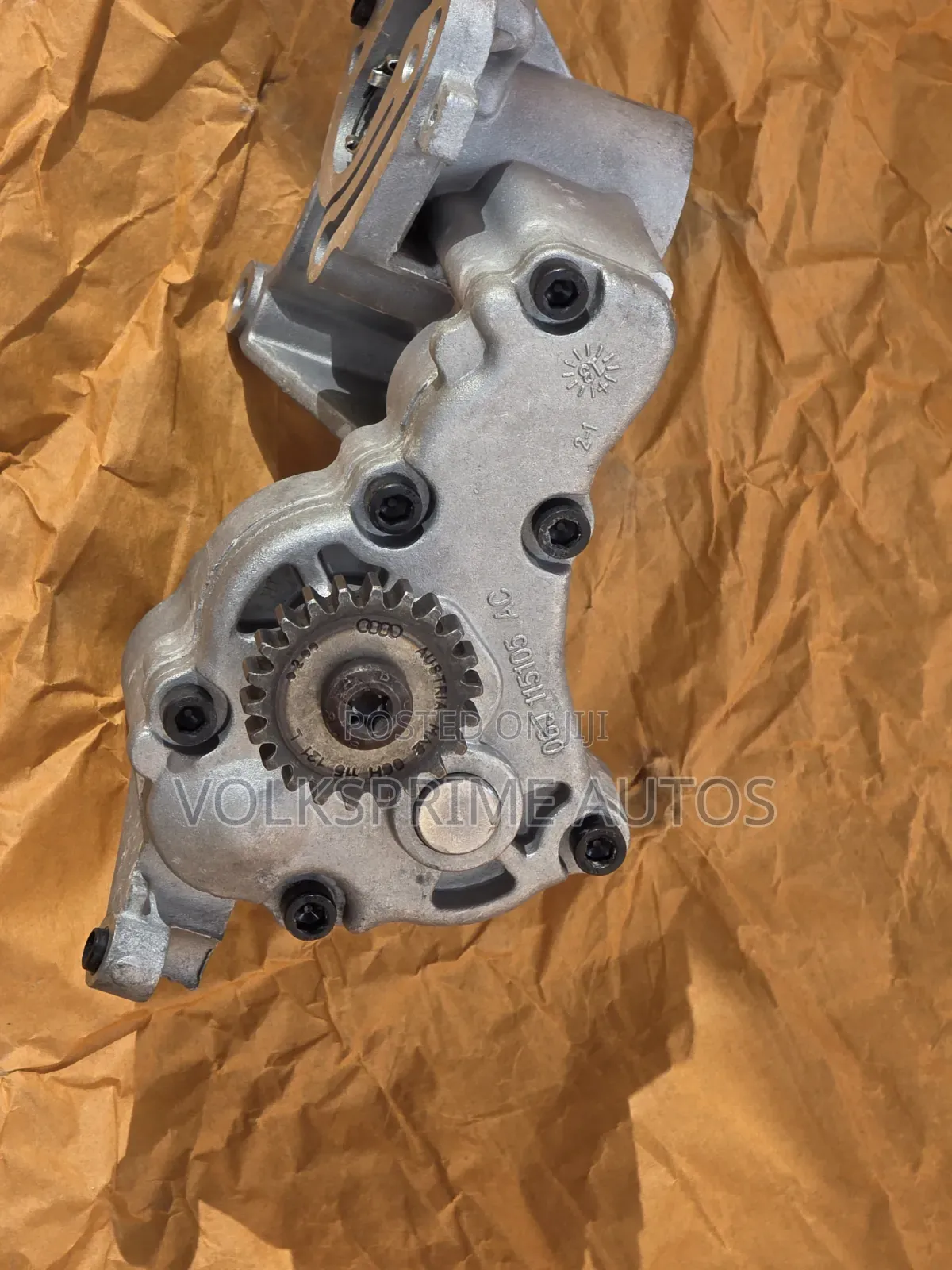 Engine Oil Pump Fit VW Golf, Jetta,Tiguan With 1.8l/2.0 Tubor Engines