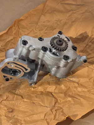 Engine Oil Pump Fit VW Golf, Jetta,Tiguan With 1.8l/2.0 Tubor Engines