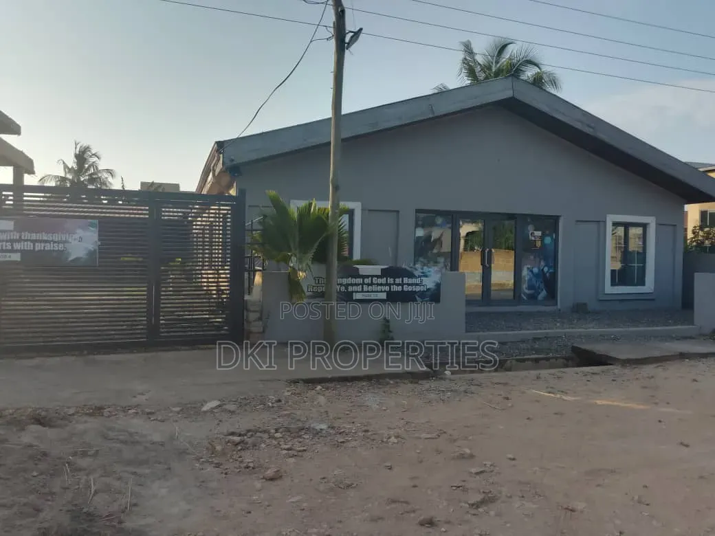 Church Building at Oyarifa Teiman for Rent