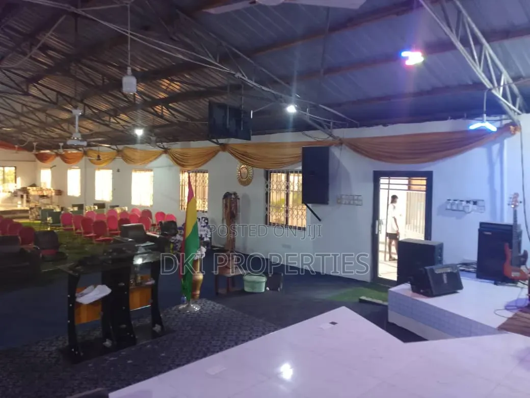 Church Building at Oyarifa Teiman for Rent