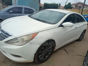 Hyundai Sonata 2012 White