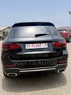 Mercedes-Benz GLC-Class 2022 Black