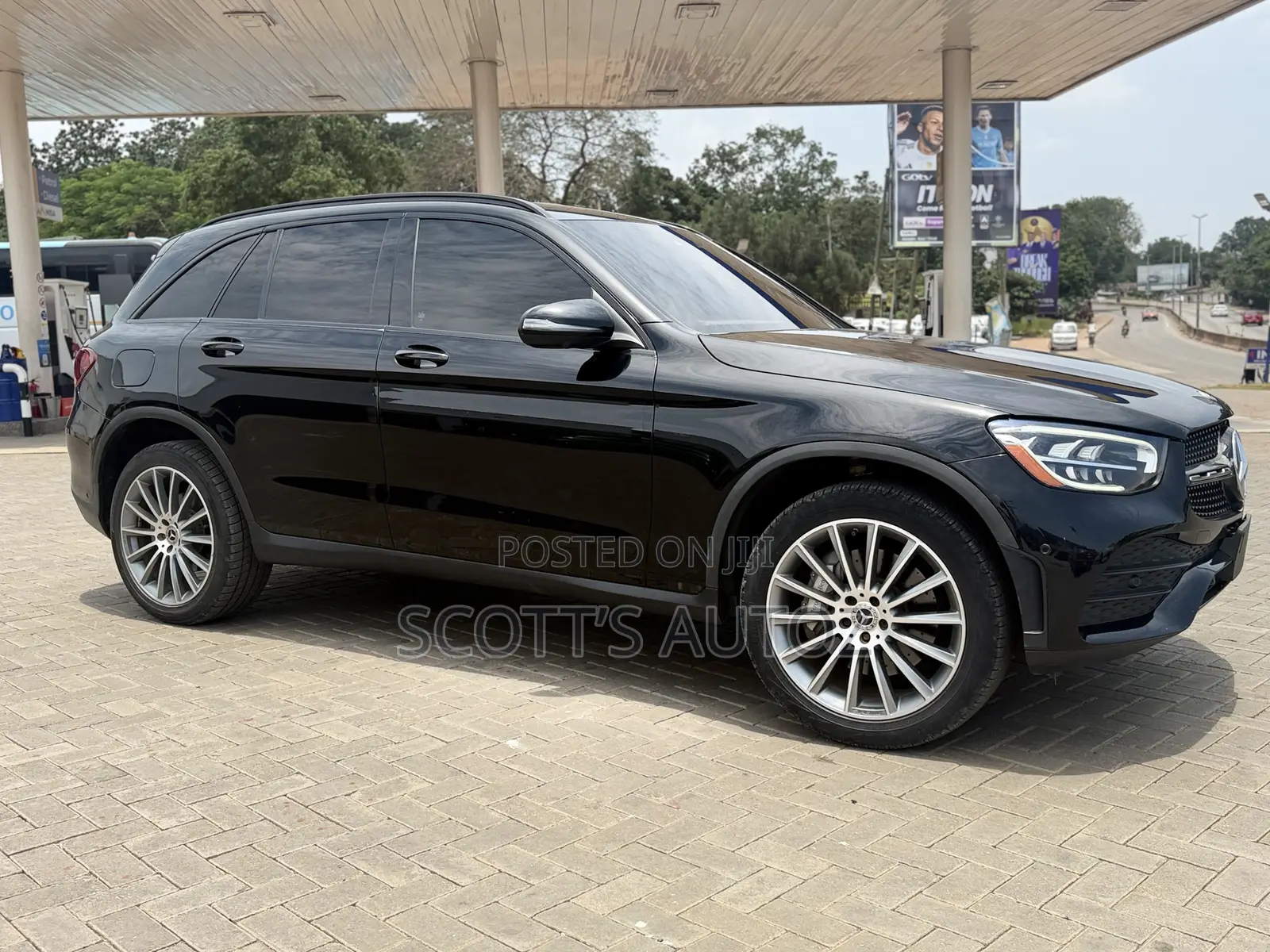Mercedes-Benz GLC-Class 2022 Black