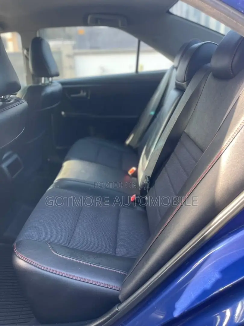 Toyota Camry SE 4dr Sedan (2.5L 4cyl 6A) 2016 Blue