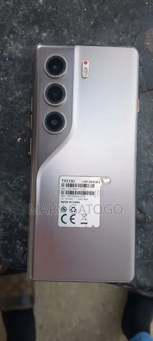 Tecno Camon 40 Pro 4G 256 GB Gray