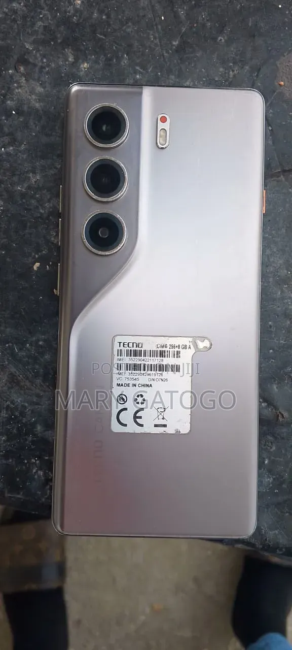 Tecno Camon 40 Pro 4G 256 GB Gray