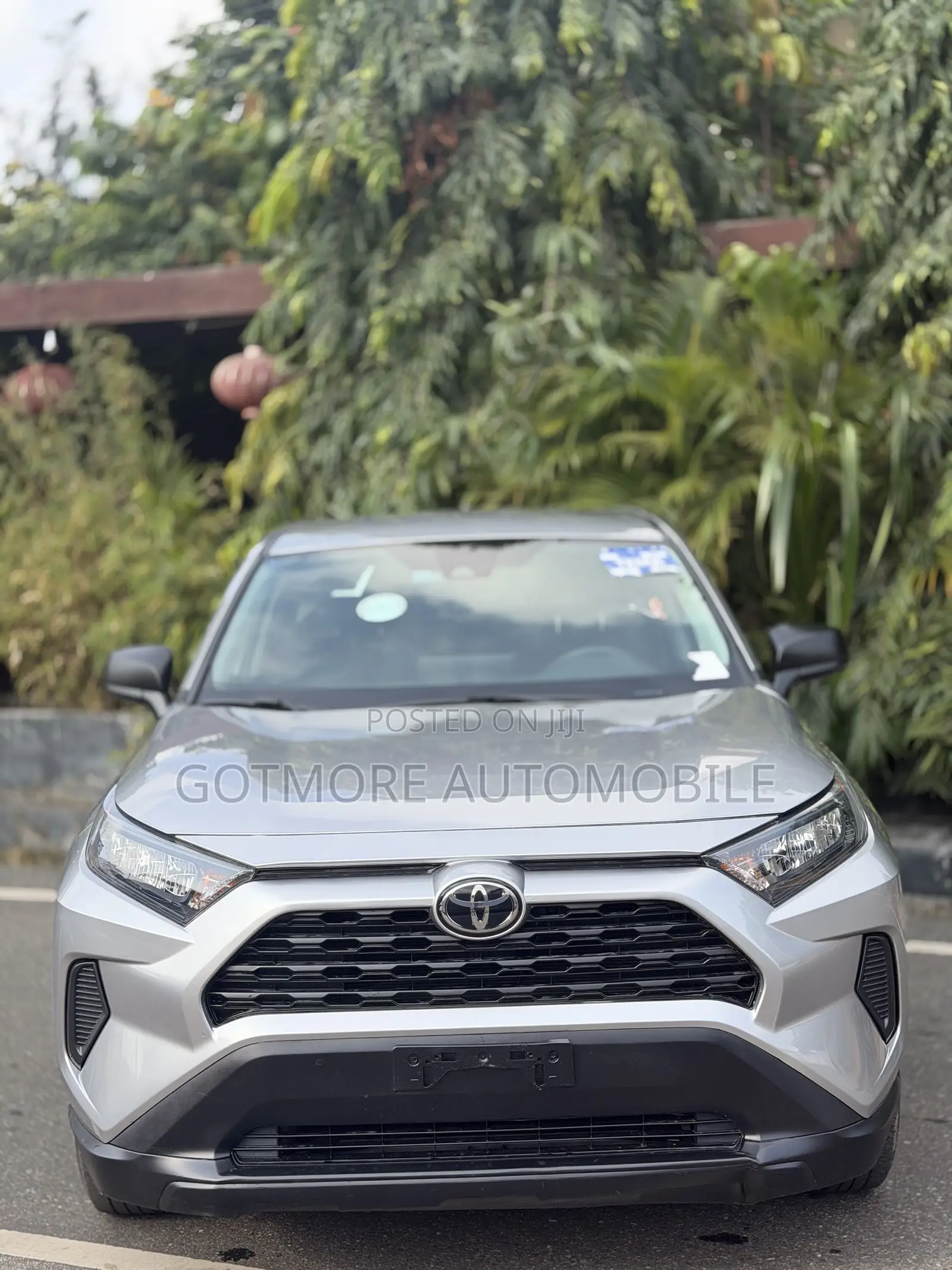 Toyota RAV4 LE 2022 Gray