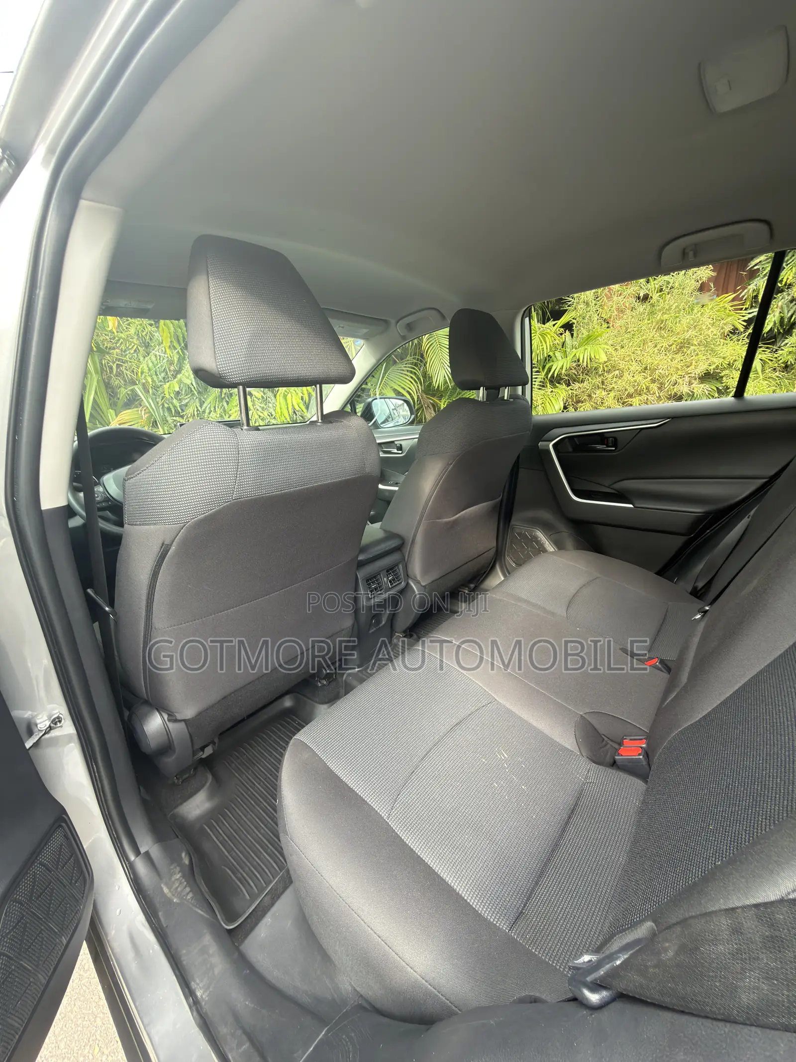 Toyota RAV4 LE 2022 Gray