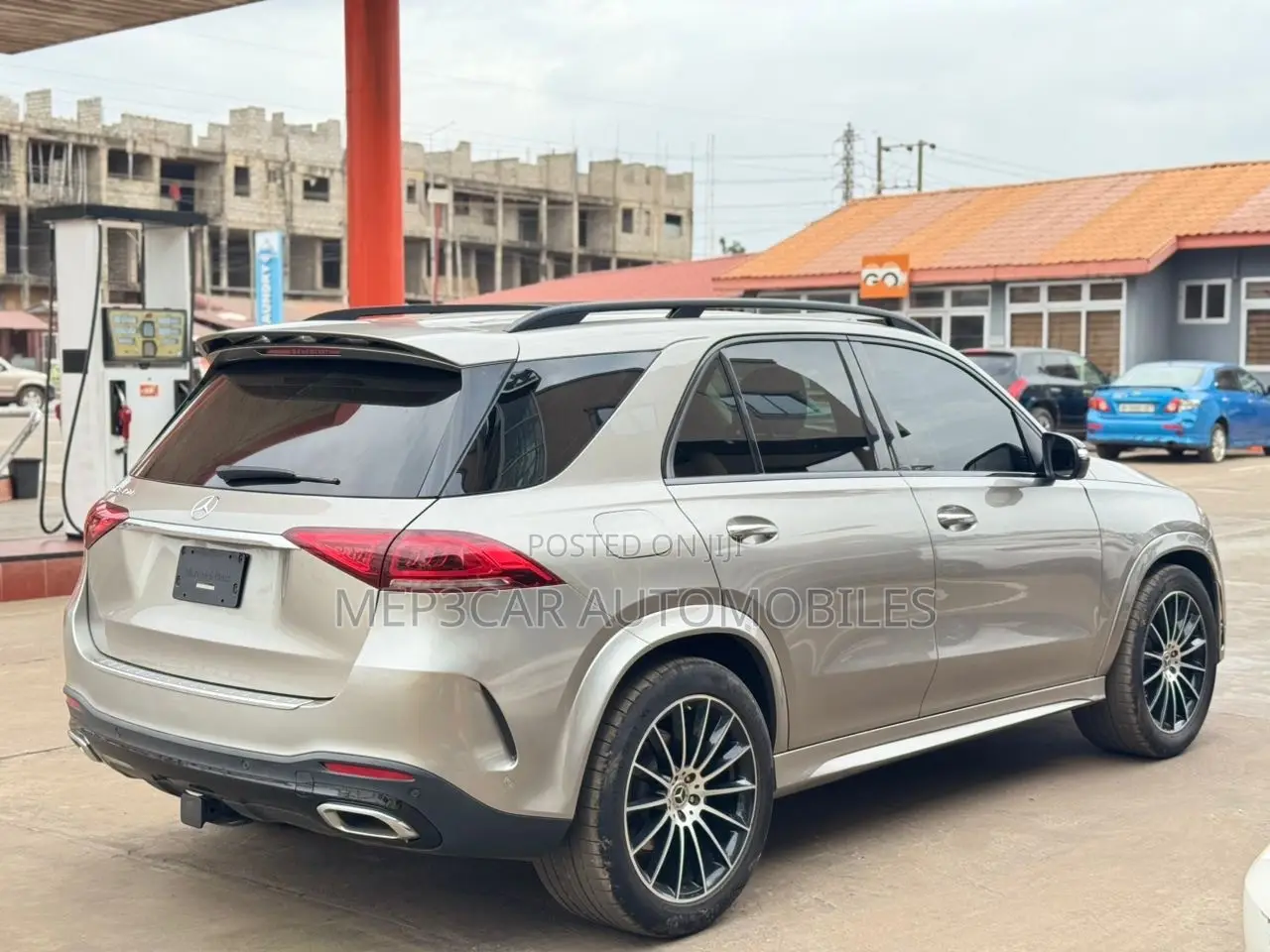 Mercedes-Benz GLE-Class 2021 Brown
