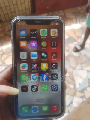 Apple iPhone 11 64 GB Gray