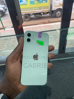 New Apple iPhone 12 128 GB Green