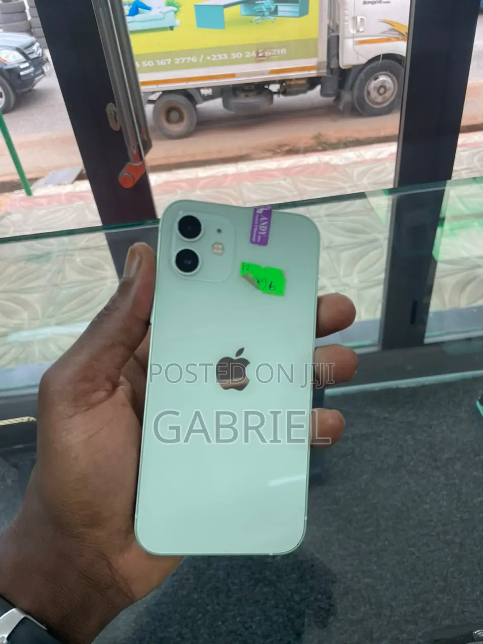 New Apple iPhone 12 128 GB Green
