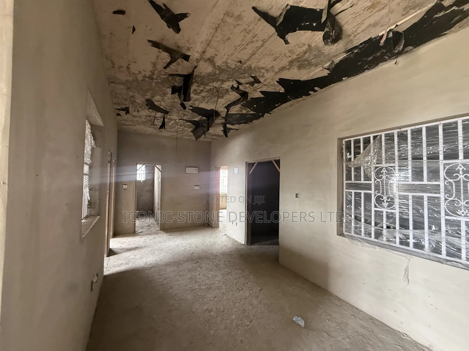 18bdrm Apartment in Abokobi for sale