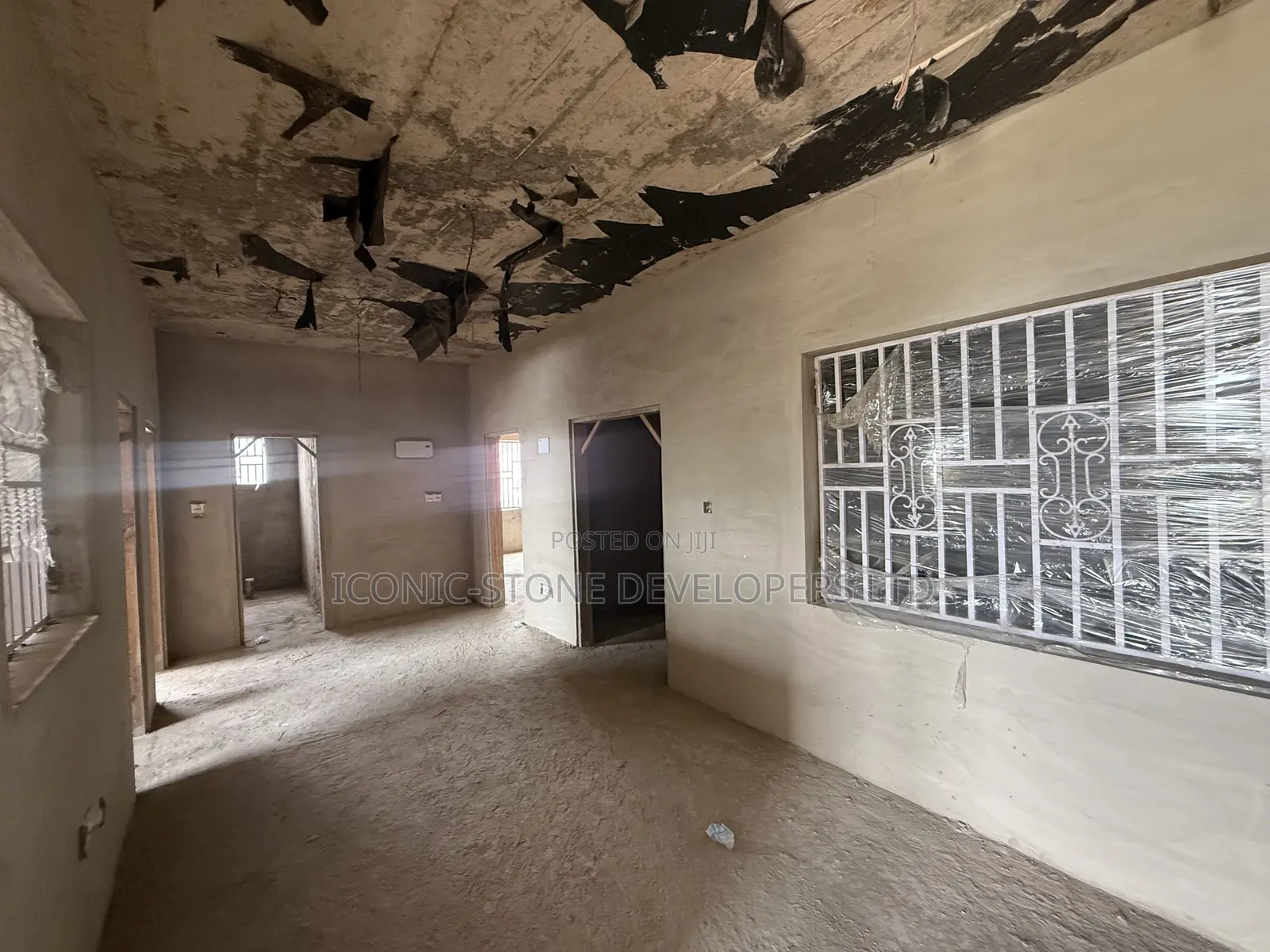 18bdrm Apartment in Abokobi for sale