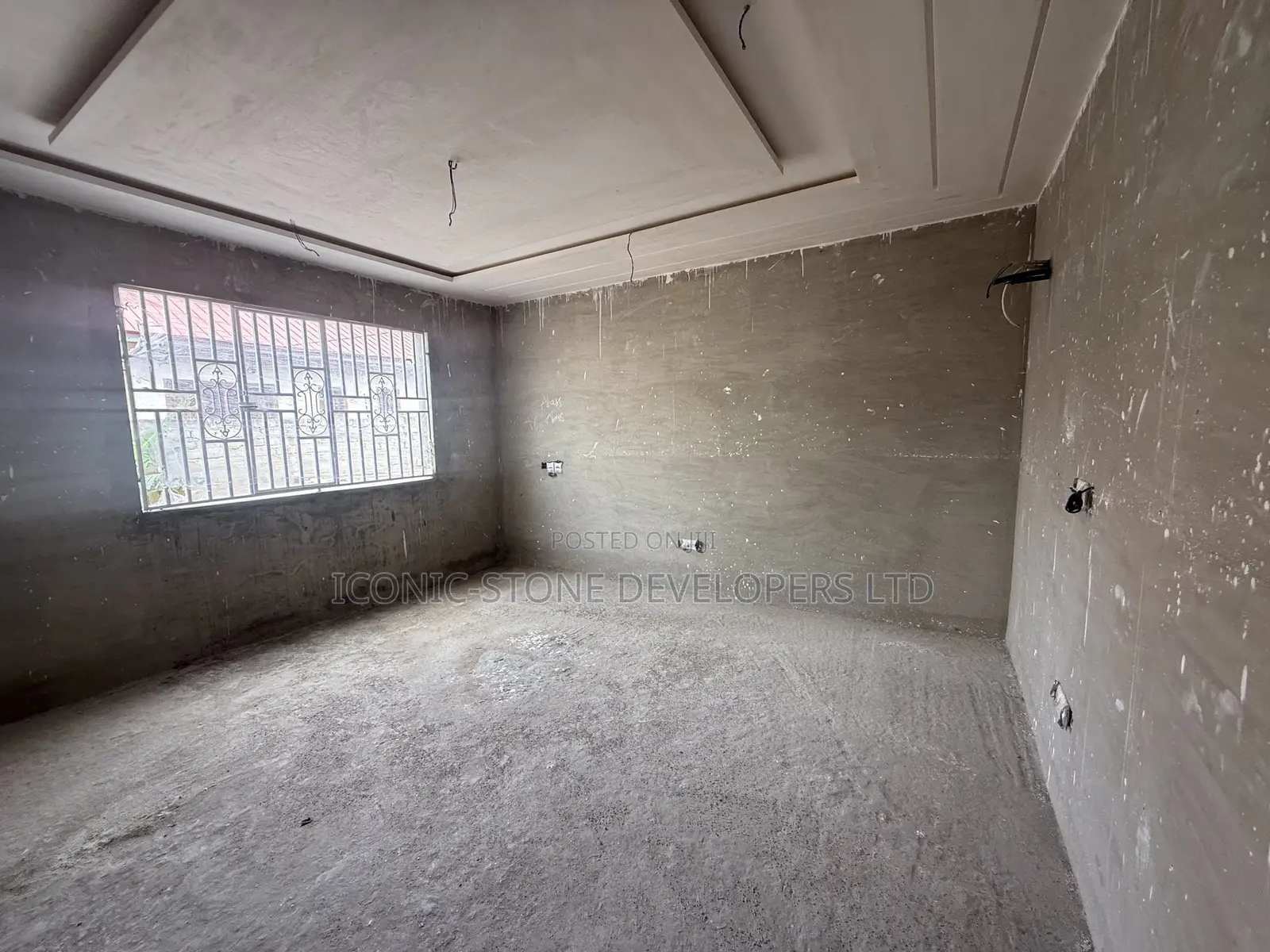 18bdrm Apartment in Abokobi for sale