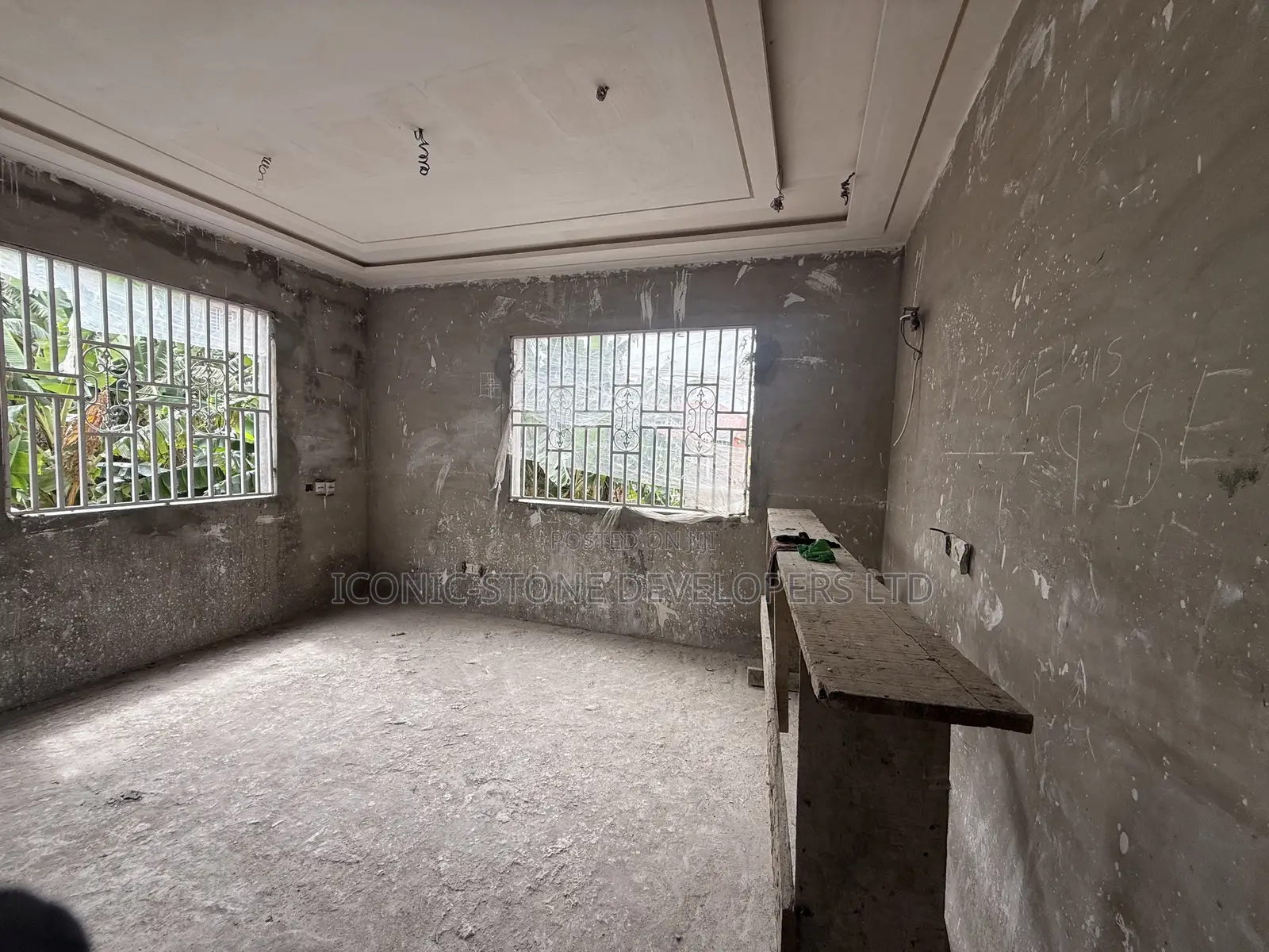 18bdrm Apartment in Abokobi for sale