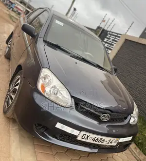 Toyota Echo Sedan 2005 Blue