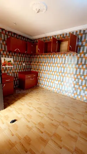 2bdrm Apartment in Crystal City, Oyibi for rent