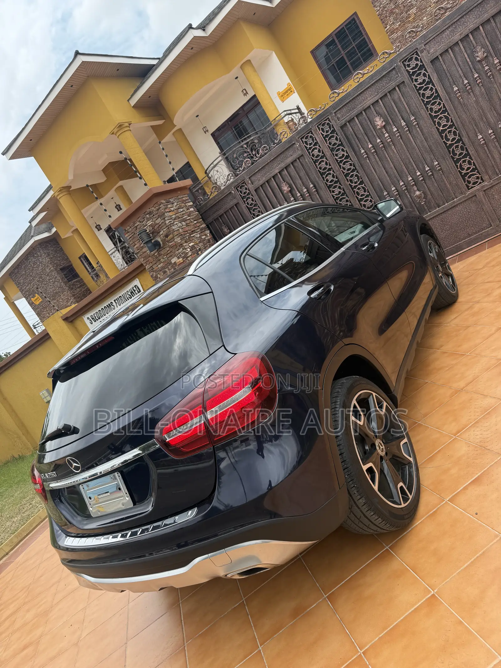 Mercedes-Benz GLA 250 2019 Blue