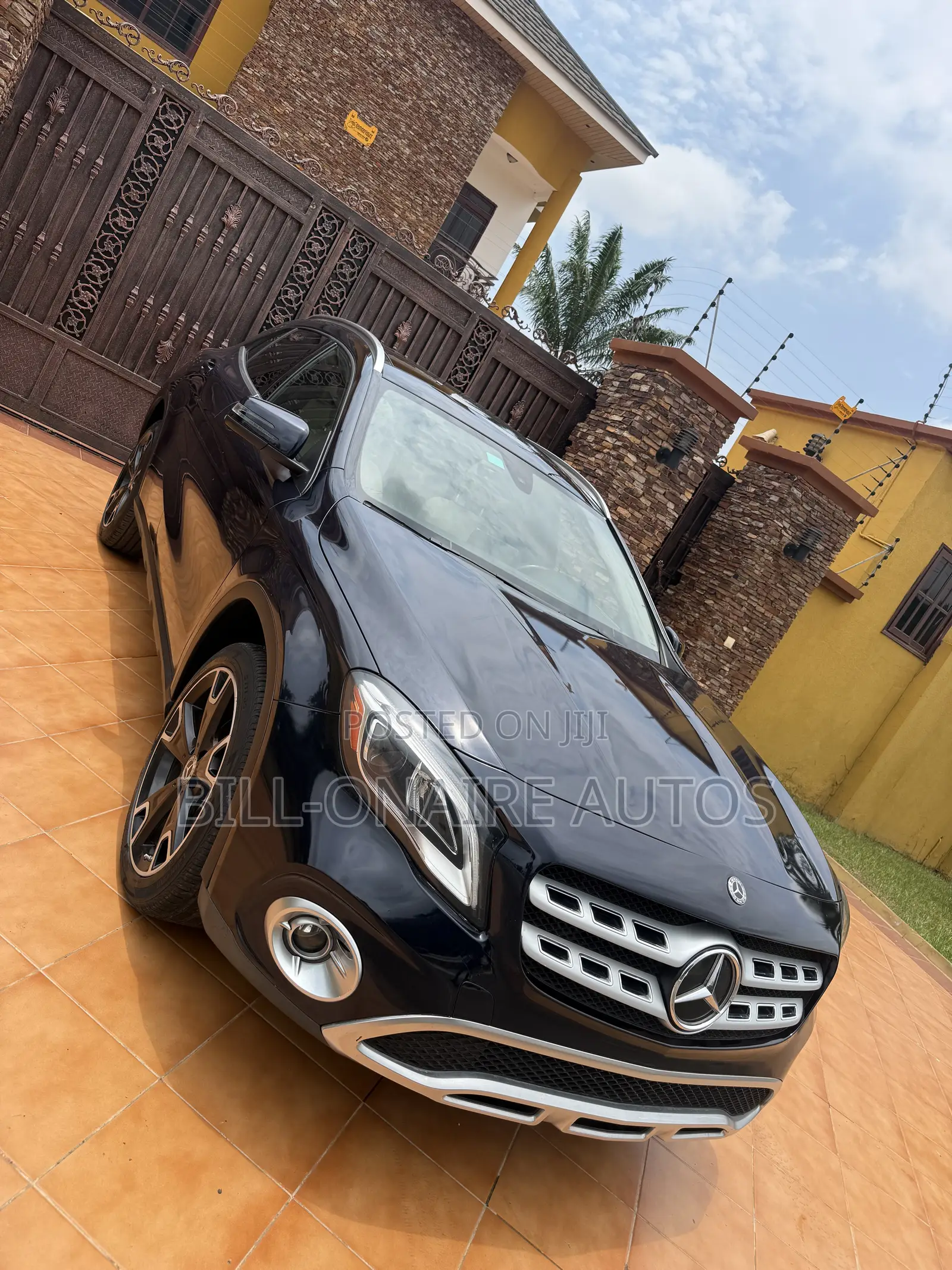 Mercedes-Benz GLA 250 2019 Blue