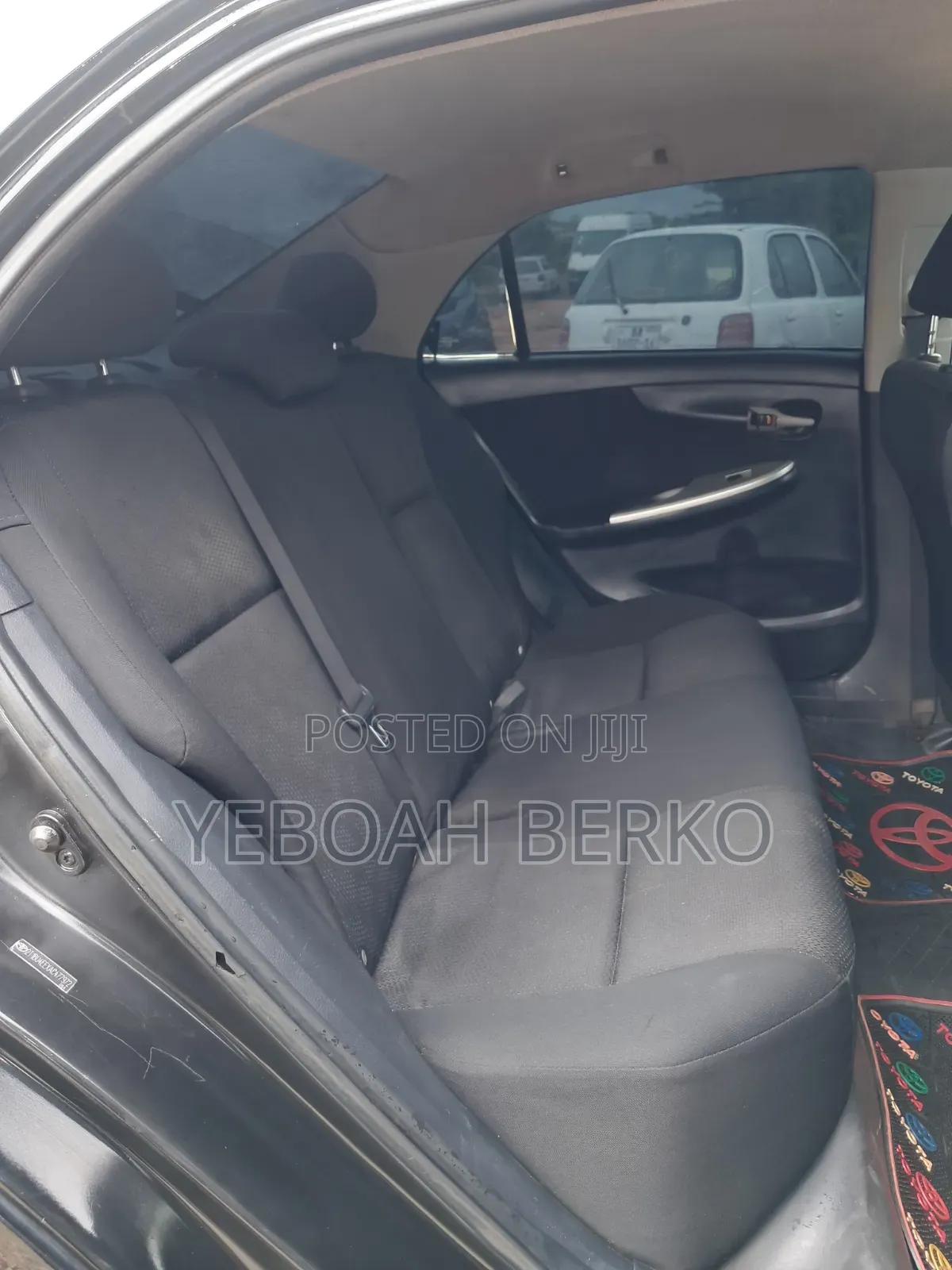 Toyota Corolla 2011 Black