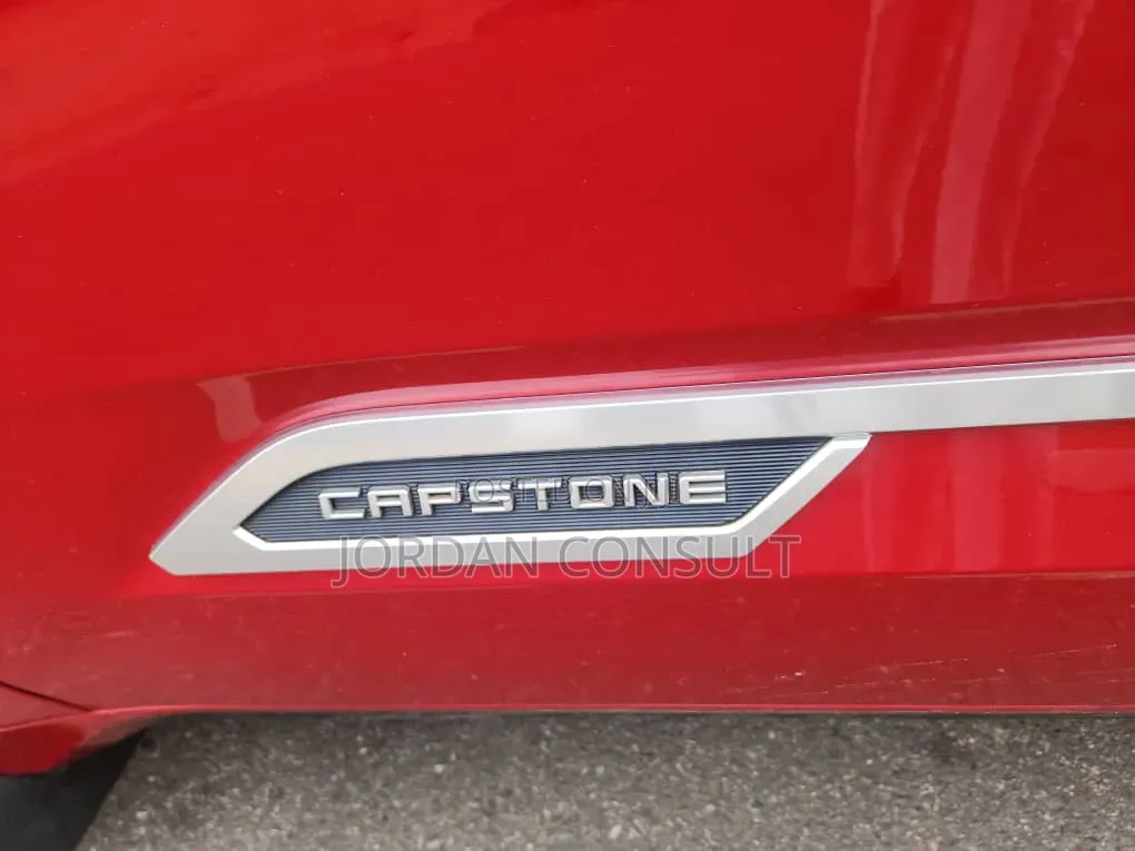 Toyota Tundra 2023 Red