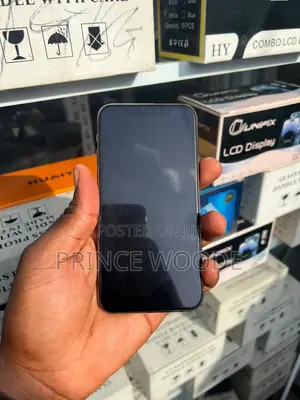 Apple iPhone XR 128 GB White