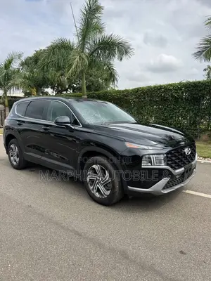 Hyundai Santa Fe SE 2023 Black