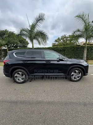 Hyundai Santa Fe SE 2023 Black