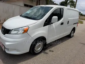 Nissan NV200 2017 White