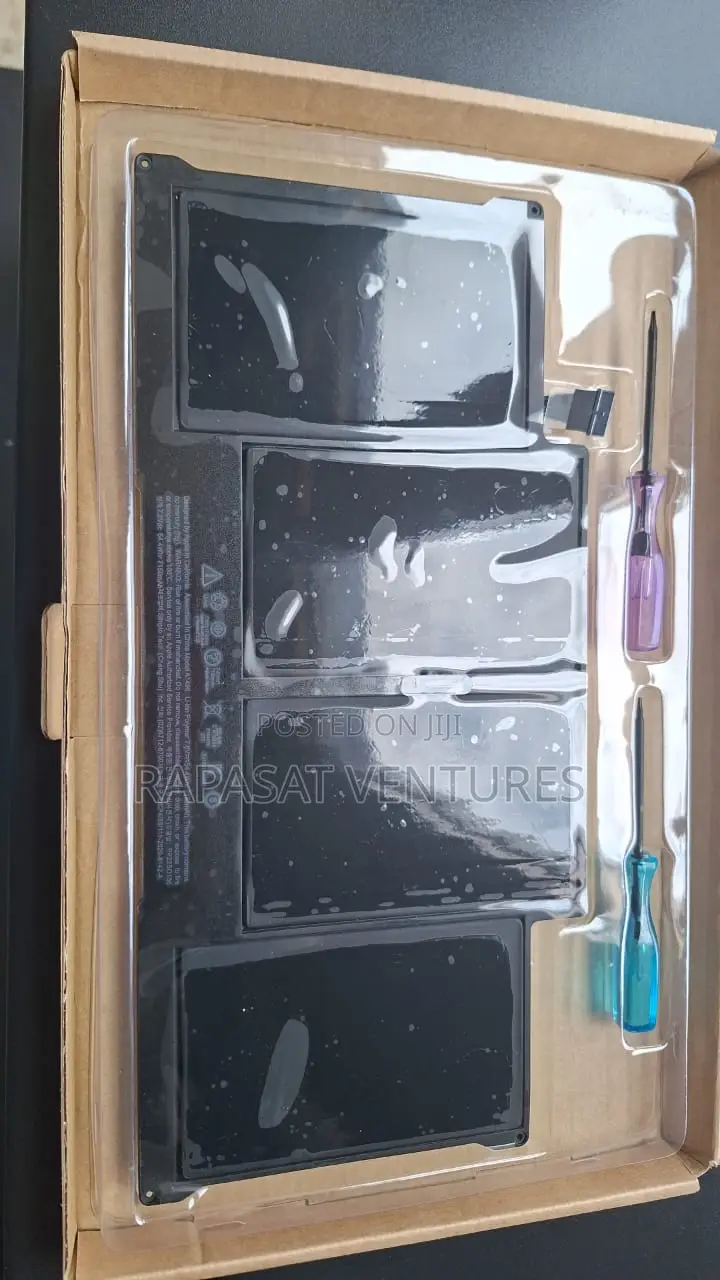 Macbook A1496 Battery