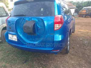 Toyota RAV4 2011