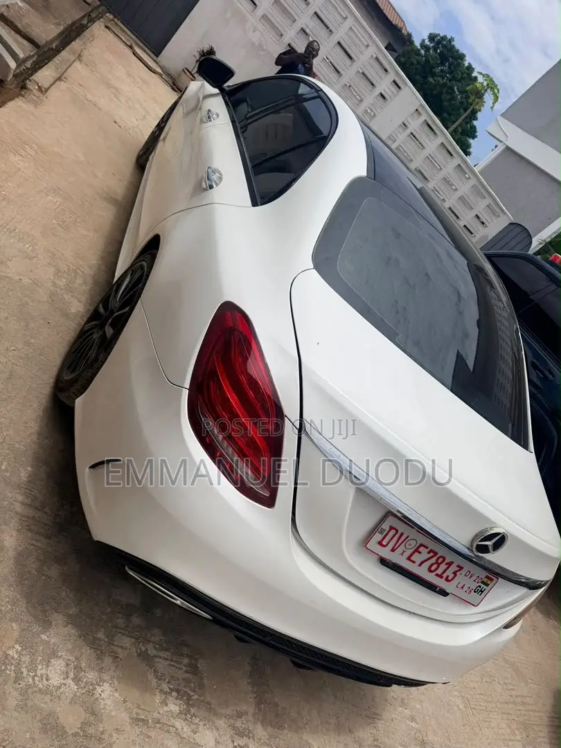 Mercedes-Benz C300 Sport 4Matic Sedan AWD (2.0L 4cyl 7A) 2017 White