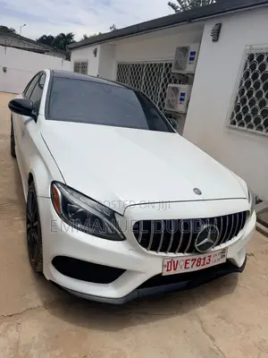 Mercedes-Benz C300 Sport 4Matic Sedan AWD (2.0L 4cyl 7A) 2017 White
