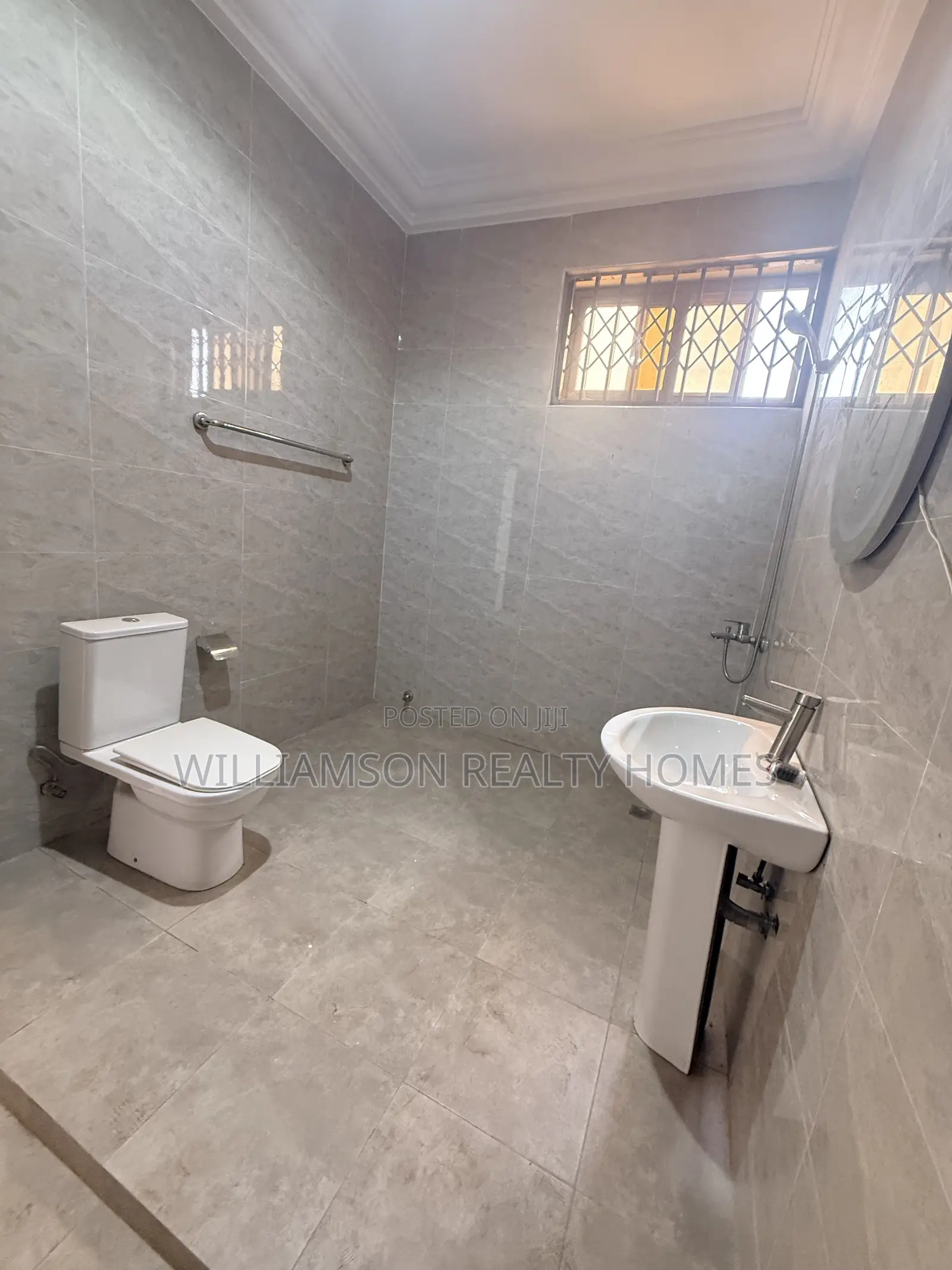 2bdrm Apartment in Lashibi Area, Spintex for rent